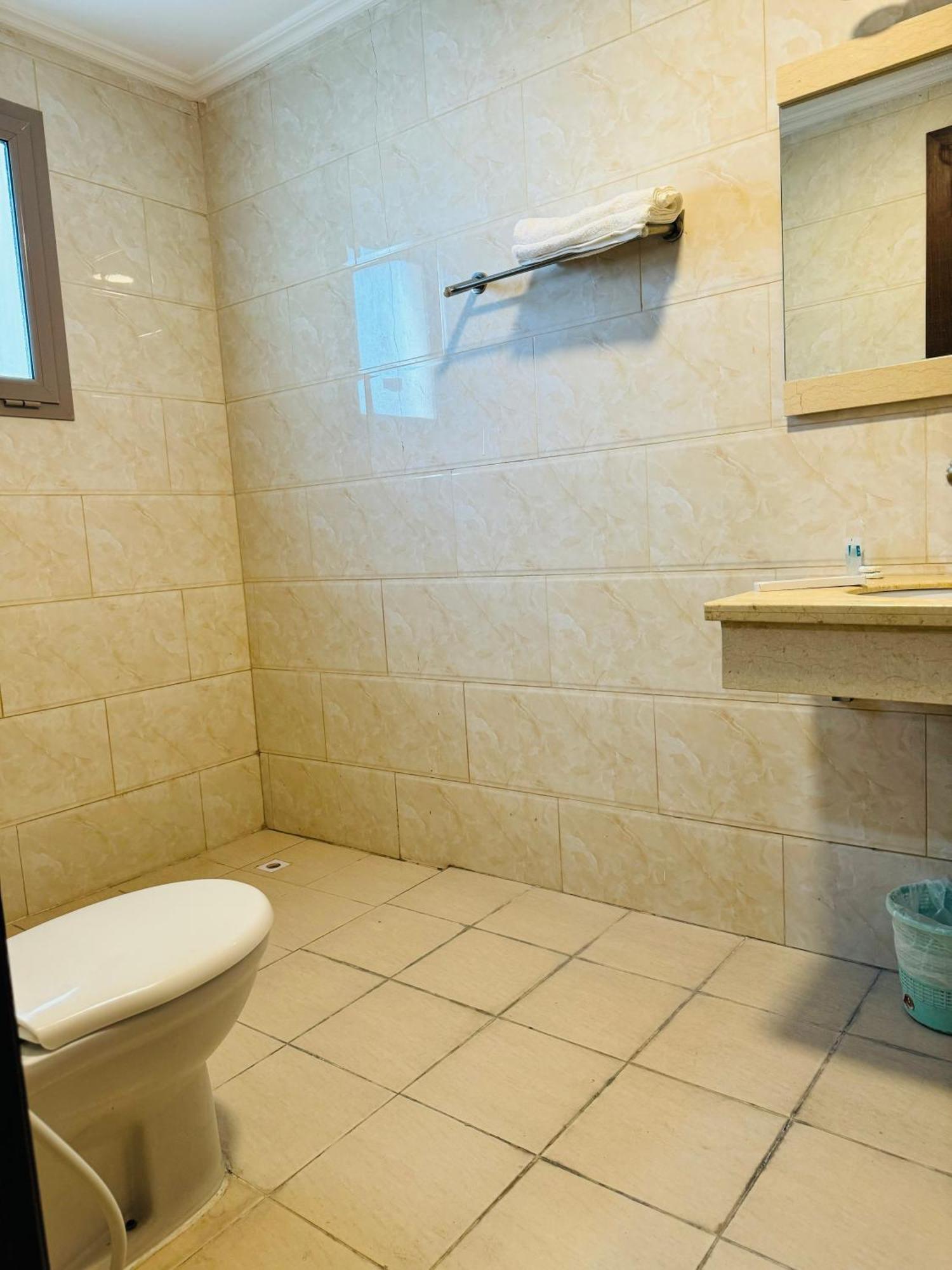 Al Hayat Suites Apartment 麦纳麦 外观 照片