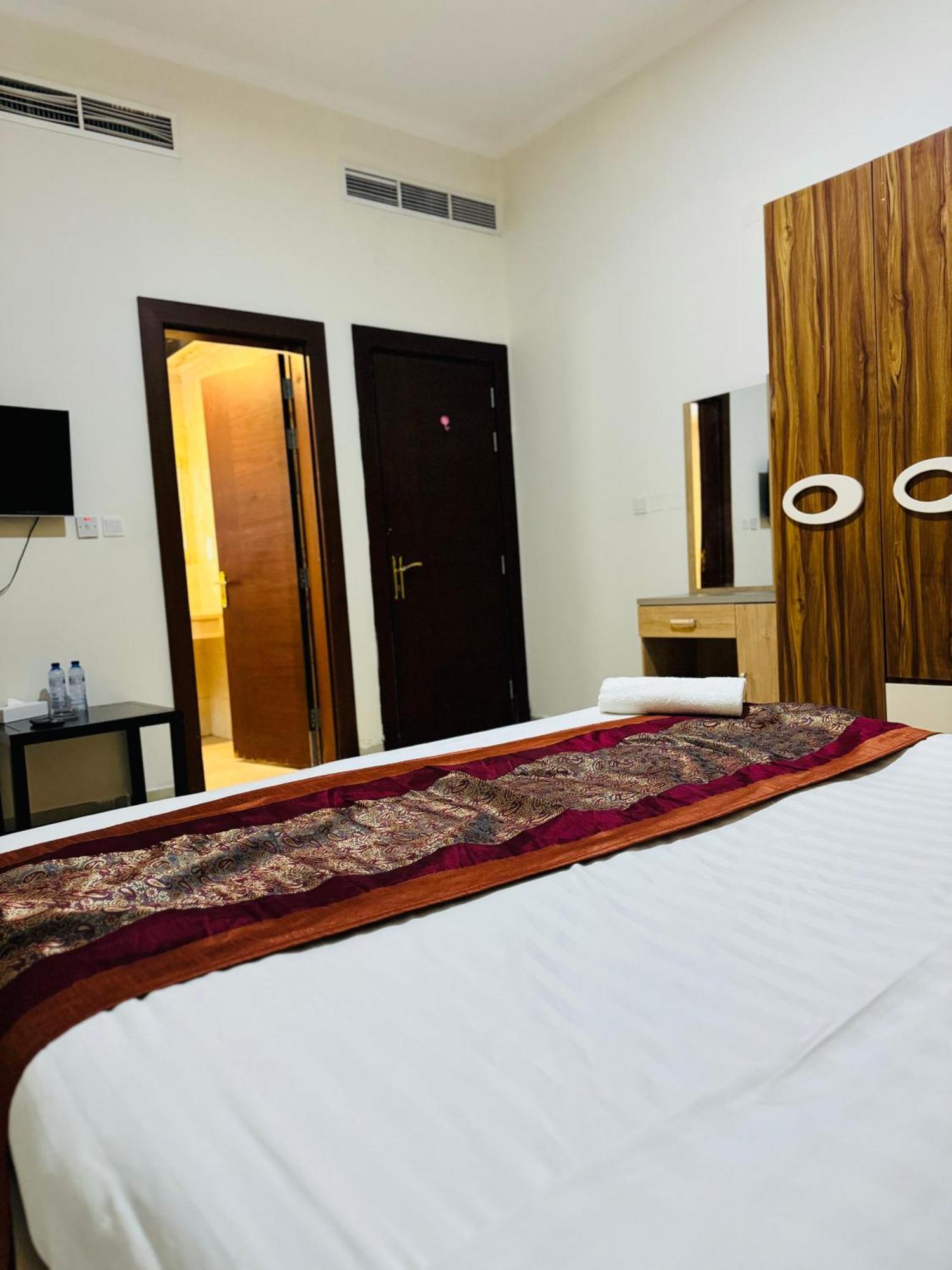 Al Hayat Suites Apartment 麦纳麦 外观 照片